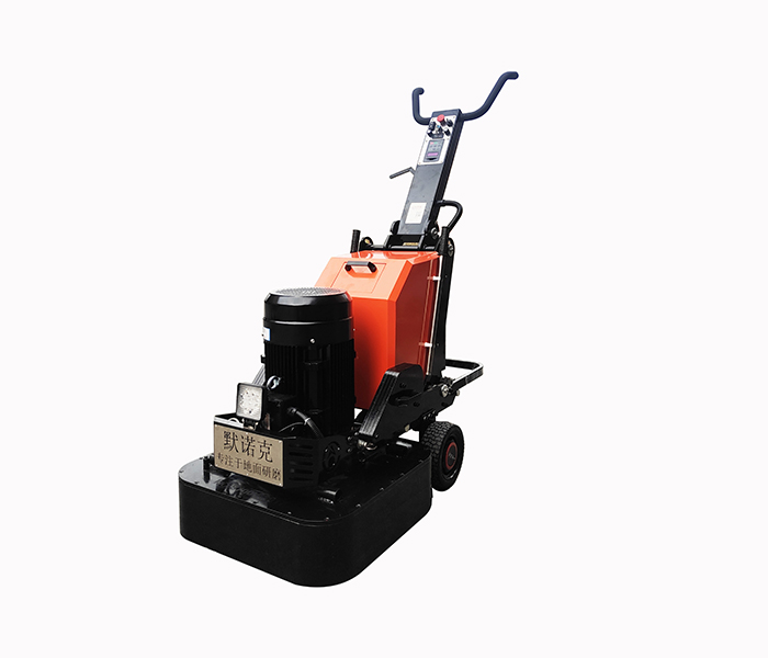 M700
